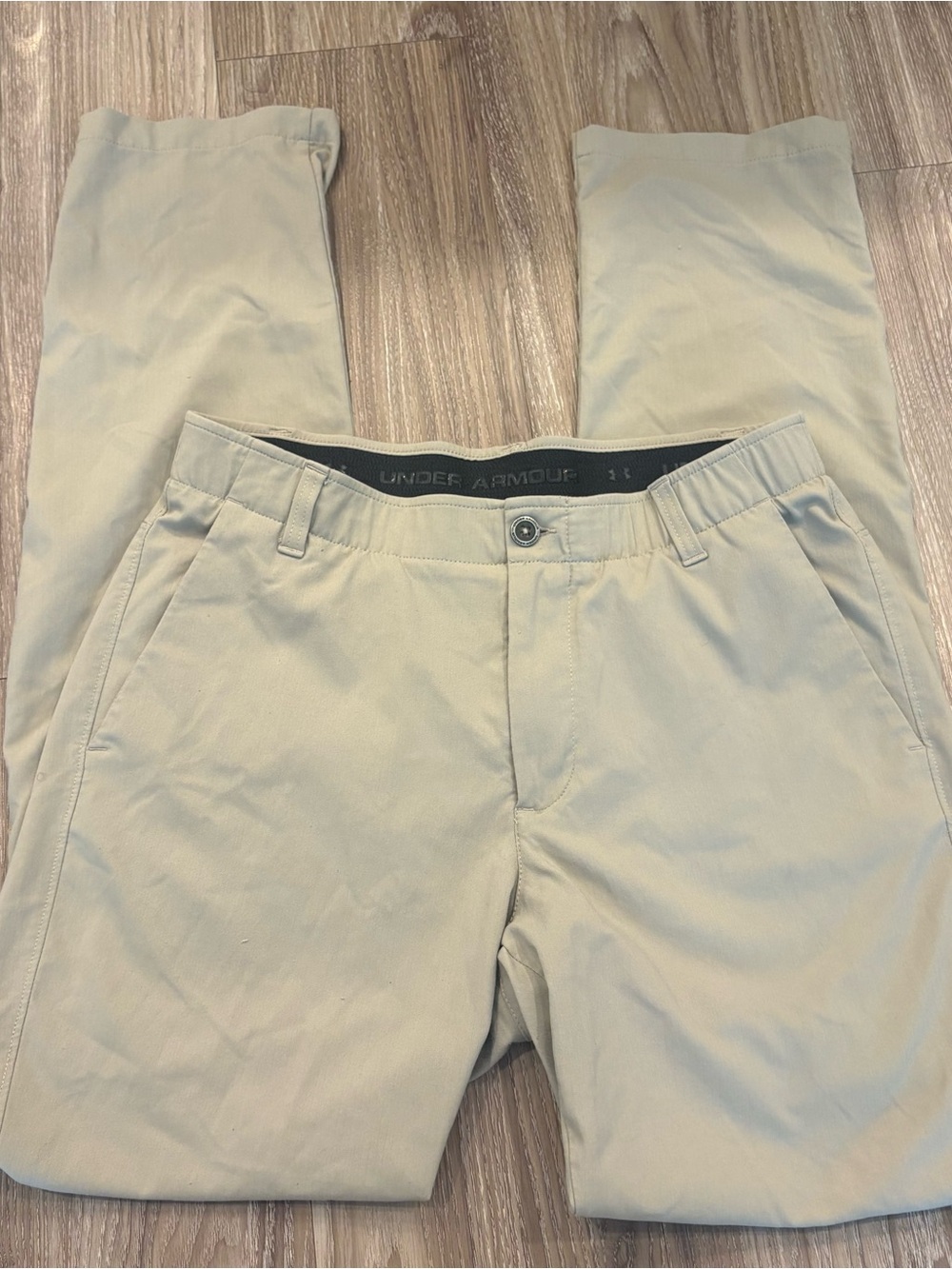 Under Armour Men's Khaki Performance Pants - Light Tan